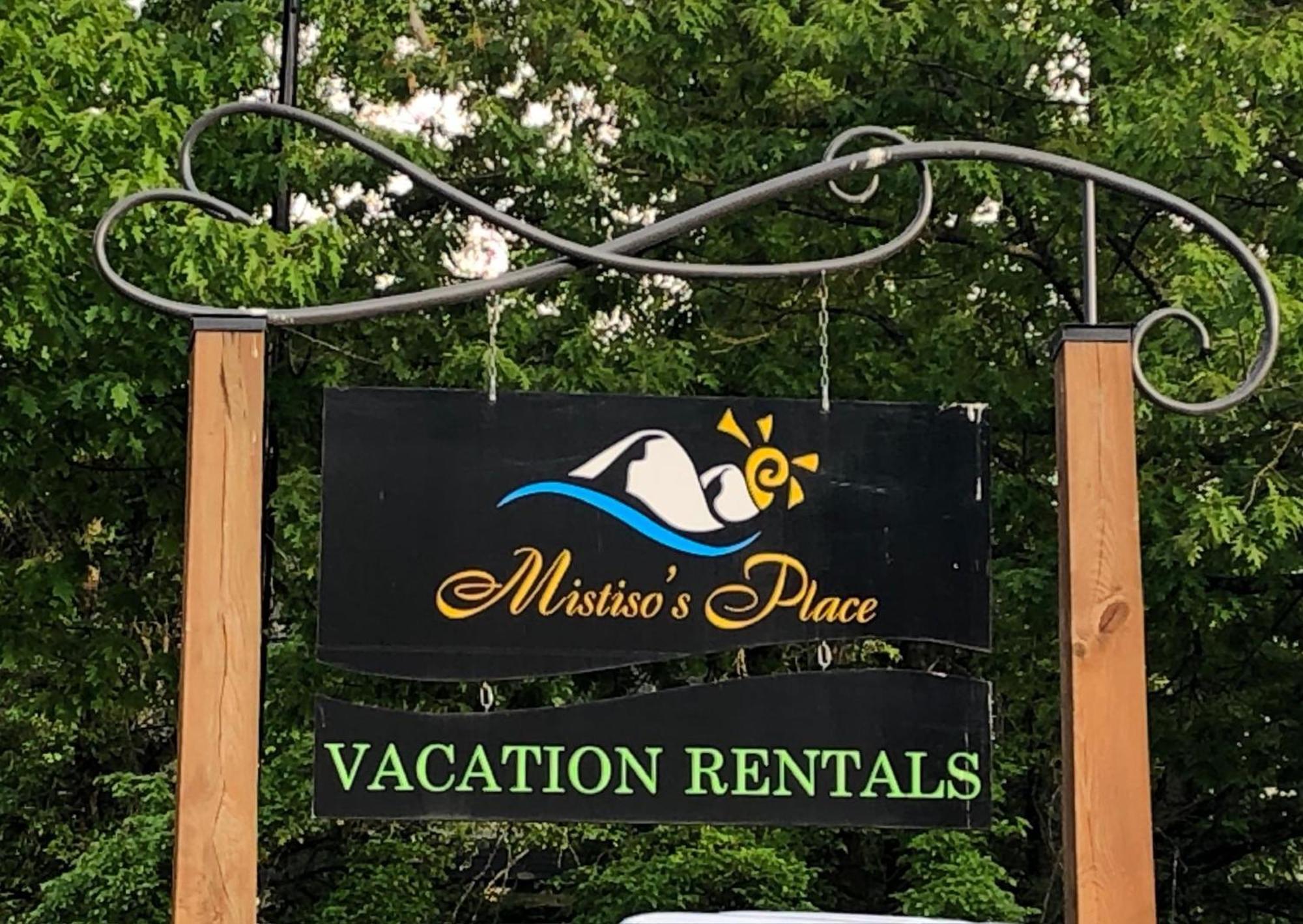 Mistisos Place Vacation Rentals Nelson Exterior photo